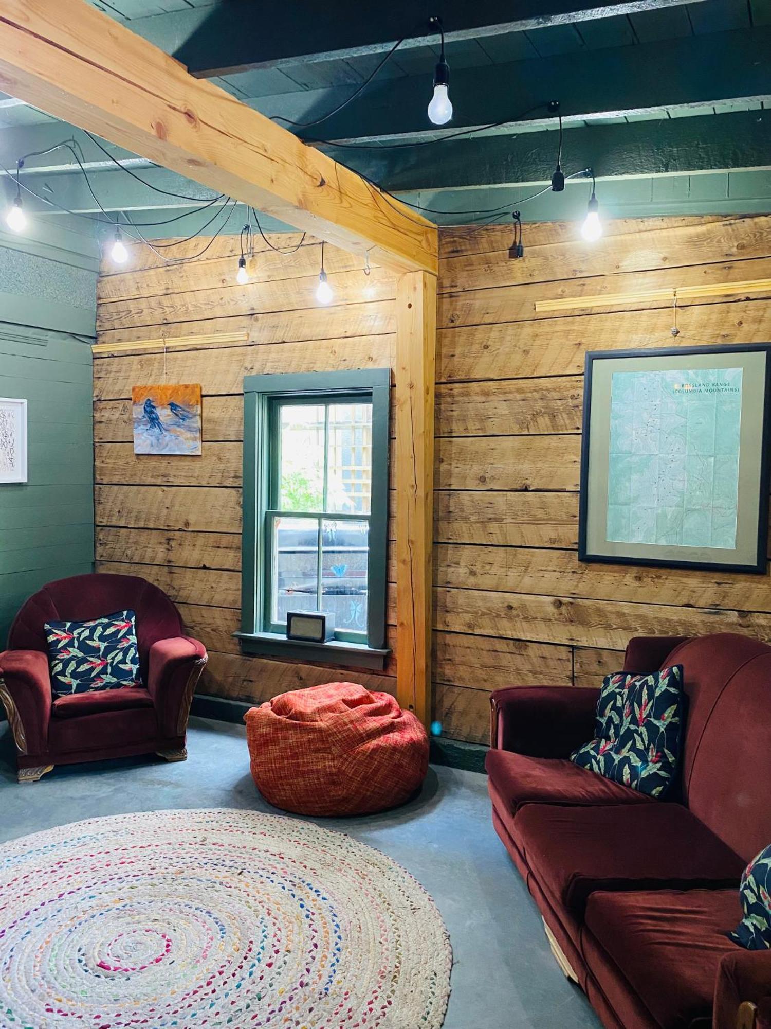 Dancing Bear Hostel